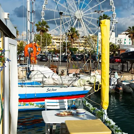 Filipp's House Boat Alghero